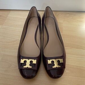 Tory Burch Gigi Patent Pumps Size 7M Leather Mid-Heel Block Ballerinas